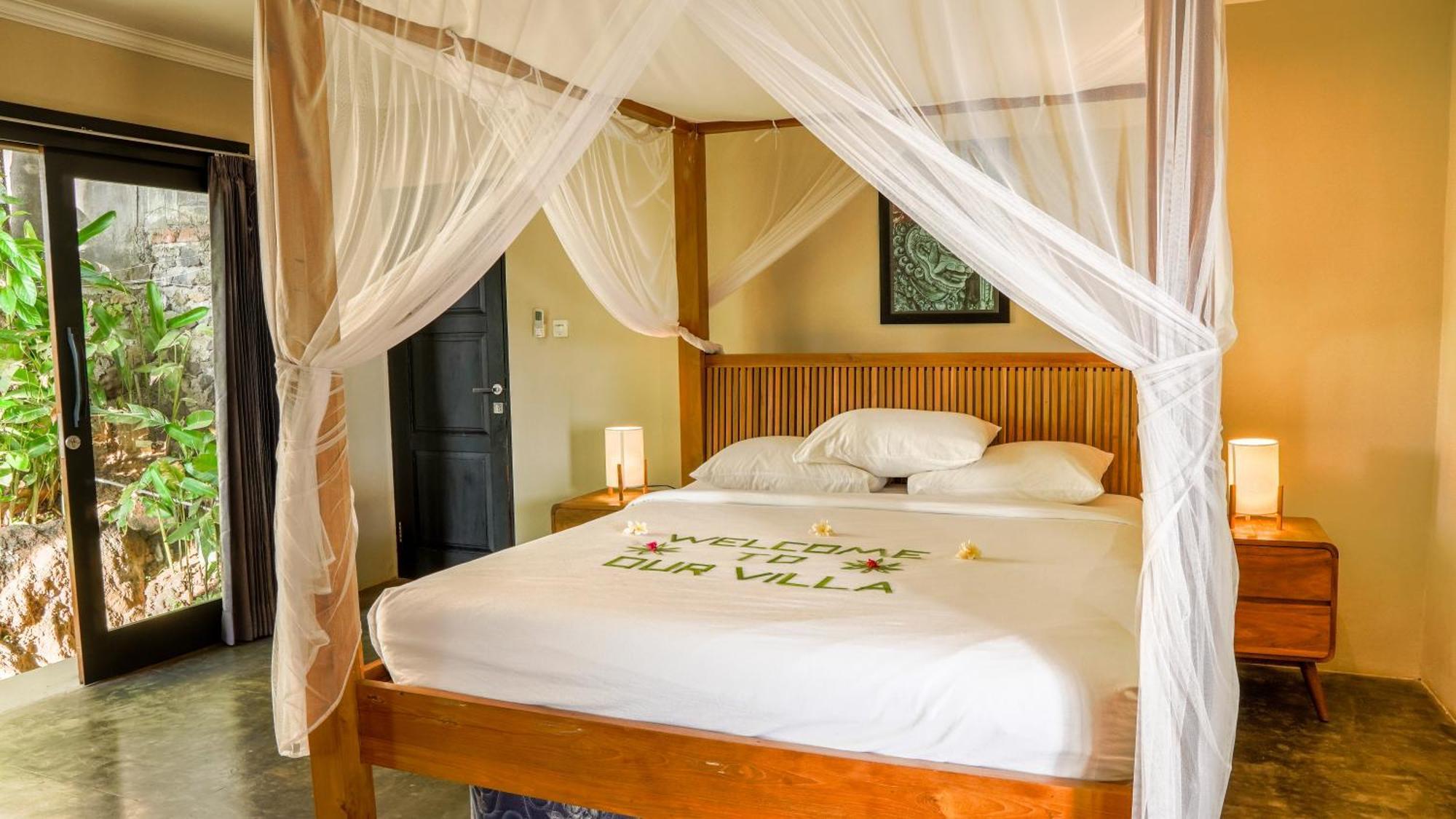 Sanglung Villas & Suites Kubutambahan  Habitación foto